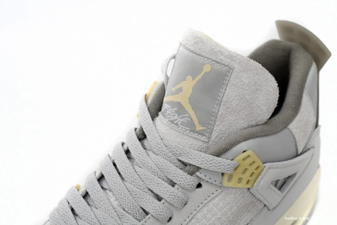 Cheap Husky Craft SE DV3742-021 Jordan Retro 4 Photon Dust 0820